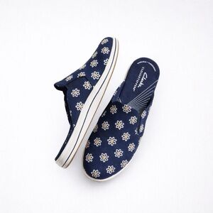 Clarks Cloudsteppers Navy Daisy Slip-On Mules Women's Size 7